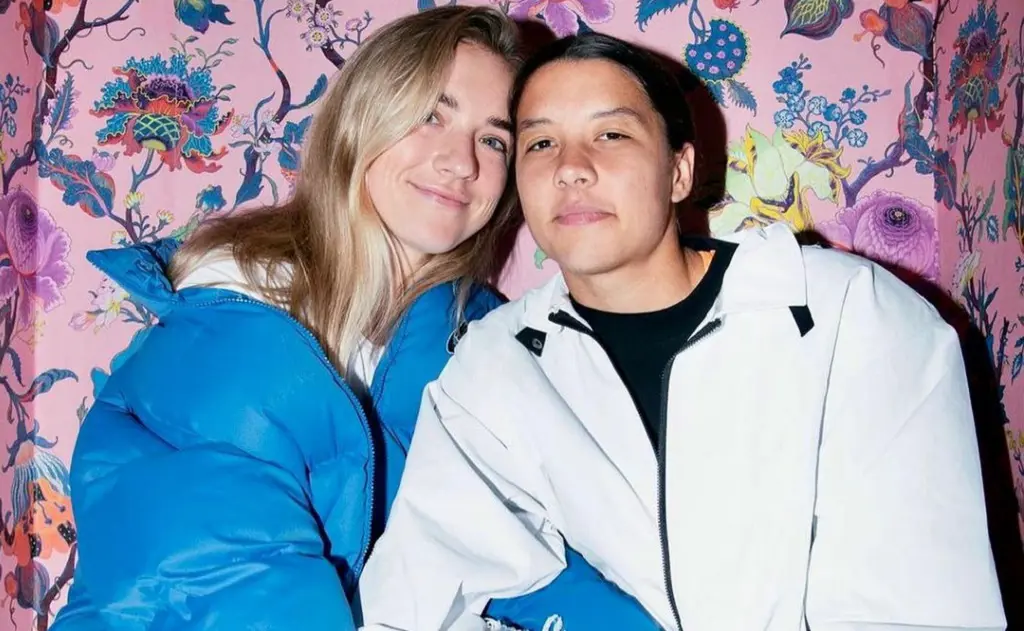 Sam Kerr and Kristie Mewis has been in a relationship together since beginning of 2021. 