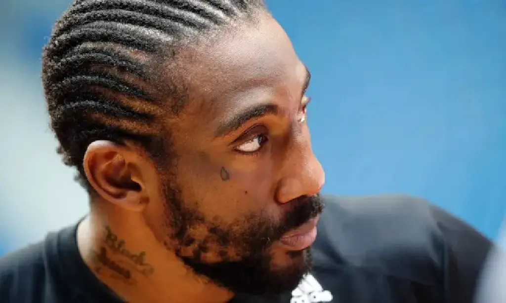 Amar'e has always been tough to everyone, he often shows his anger.