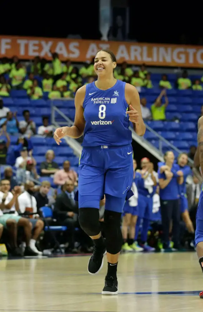 Liz during the game against New York Liberty in 2018 .