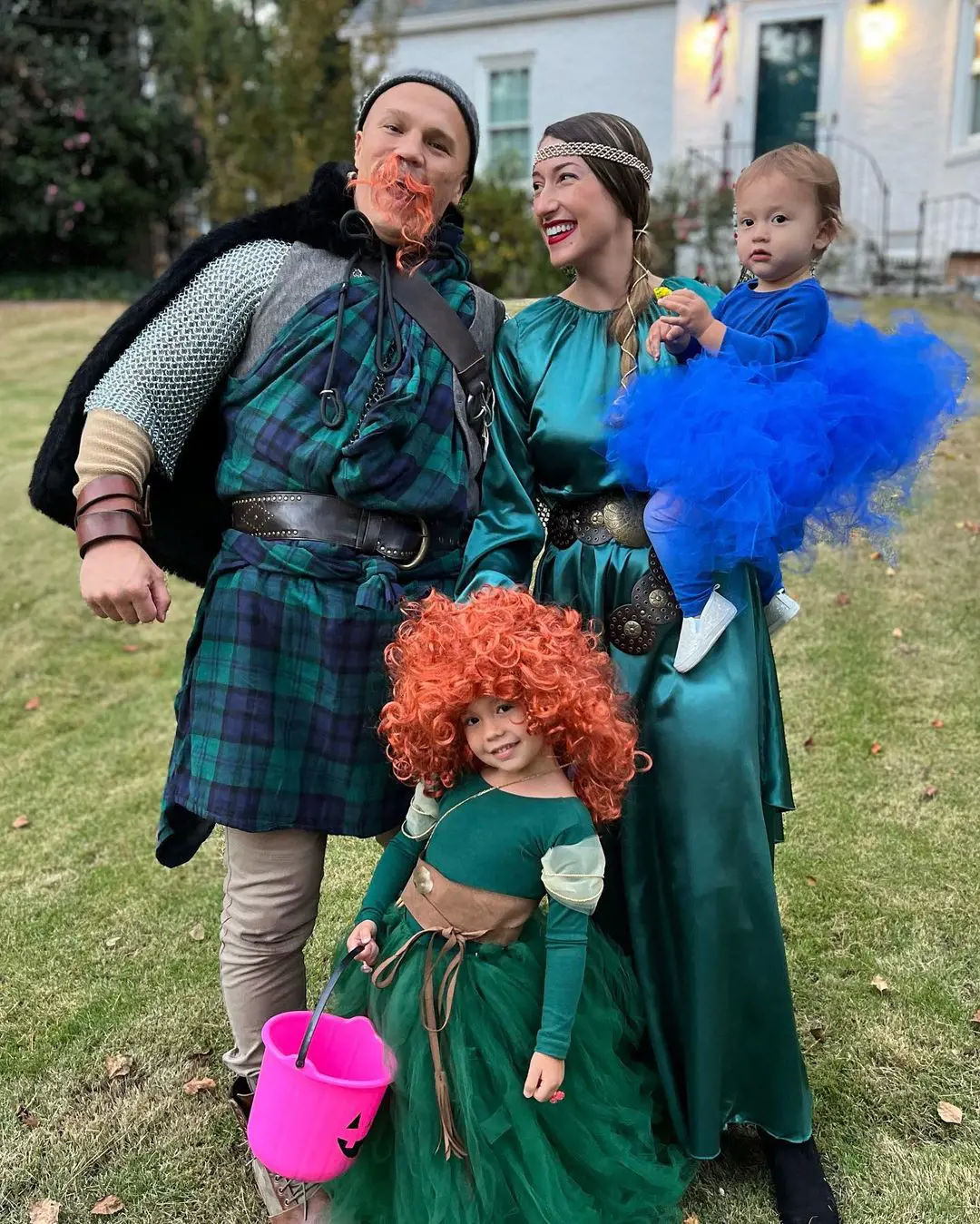 Coy celebrates Halloween with Claire, Wrenn and Ruby dressed up as King and Queen in October 2021