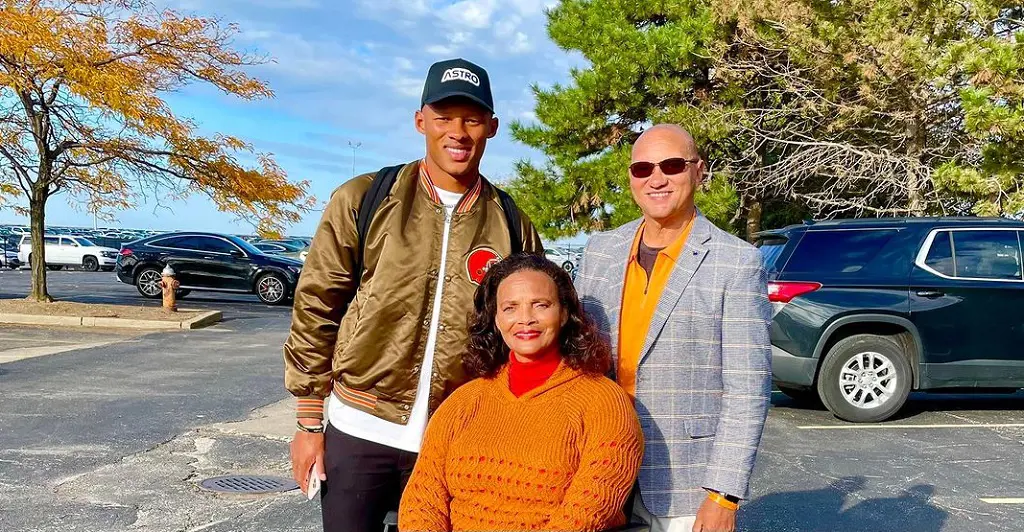 joshua dobbs parents